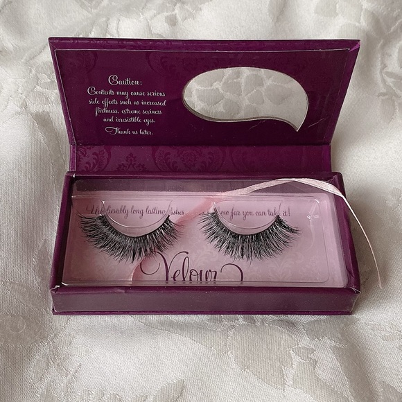 Velour Mink Lashes - Picture 1 of 4